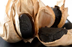 黒にんにくと白にんにくの違い